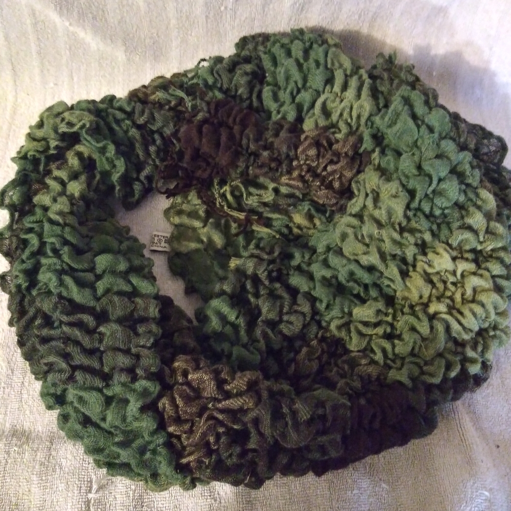EUC Cejon oversized scarf RN 99947